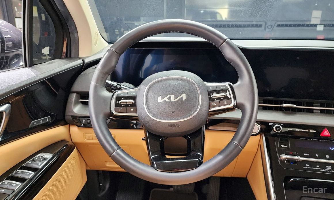 2023 Kia Carnival IV 9-Seater Signature с пробегом 29 418 км