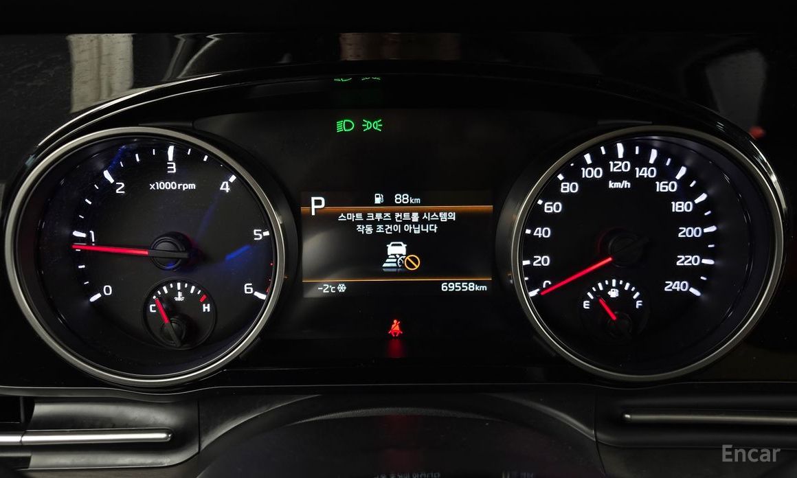 2023 Kia Carnival IV 9-Seater Noblesse с пробегом 69 558 км