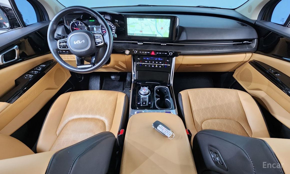 2023 Kia Carnival IV 9-Seater Noblesse с пробегом 73 792 км