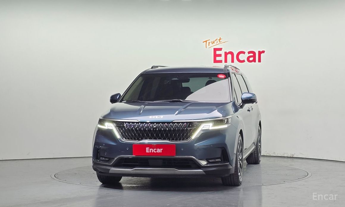 2023 Kia Carnival IV 9-Seater Signature с пробегом 120 535 км