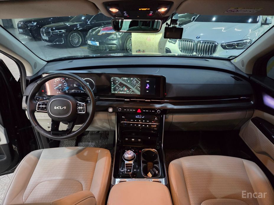 2023 Kia Carnival IV 9-Seater Signature с пробегом 84 120 км
