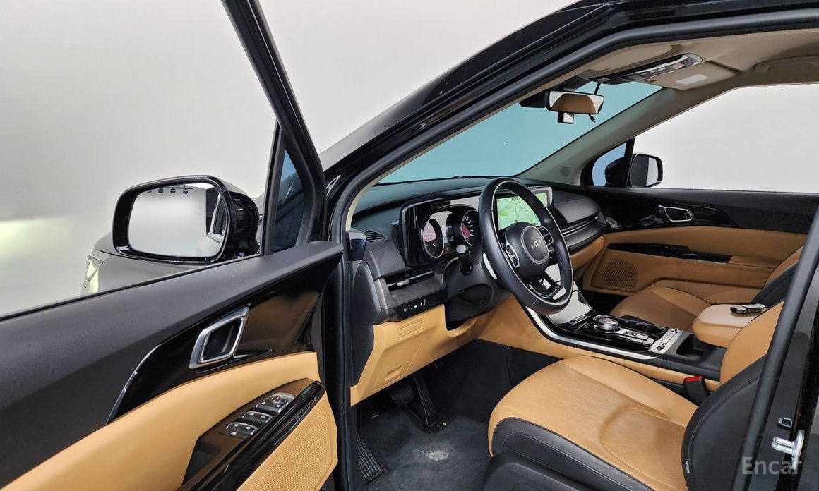 2023 Kia Carnival IV 9-Seater Noblesse с пробегом 73 792 км