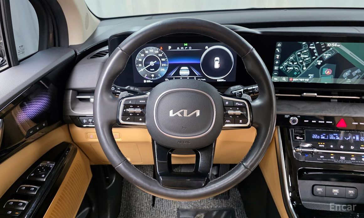 2023 Kia Carnival IV 9-Seater Signature с пробегом 63 694 км