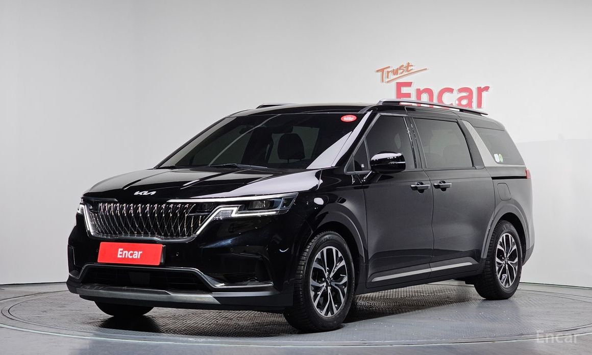 2023 Kia Carnival IV 9-Seater Noblesse с пробегом 27 500 км
