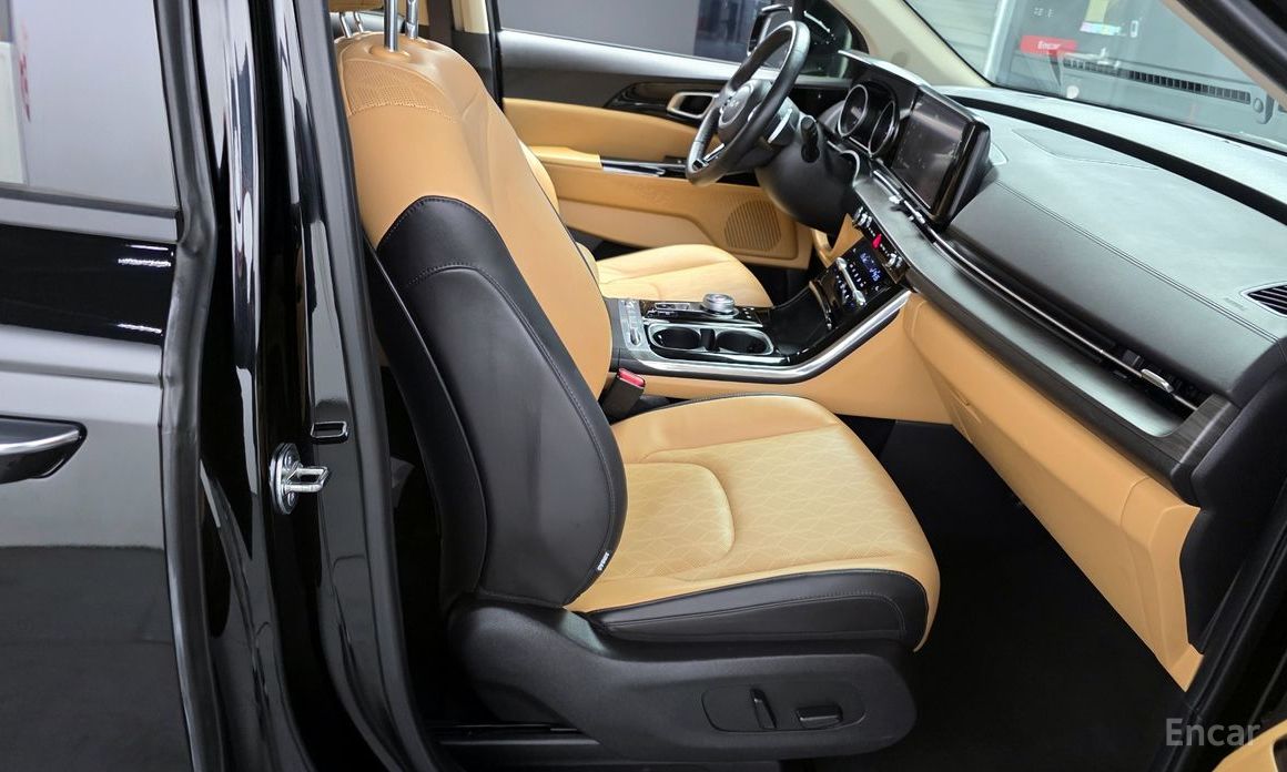 2023 Kia Carnival IV 9-Seater Noblesse с пробегом 85 403 км