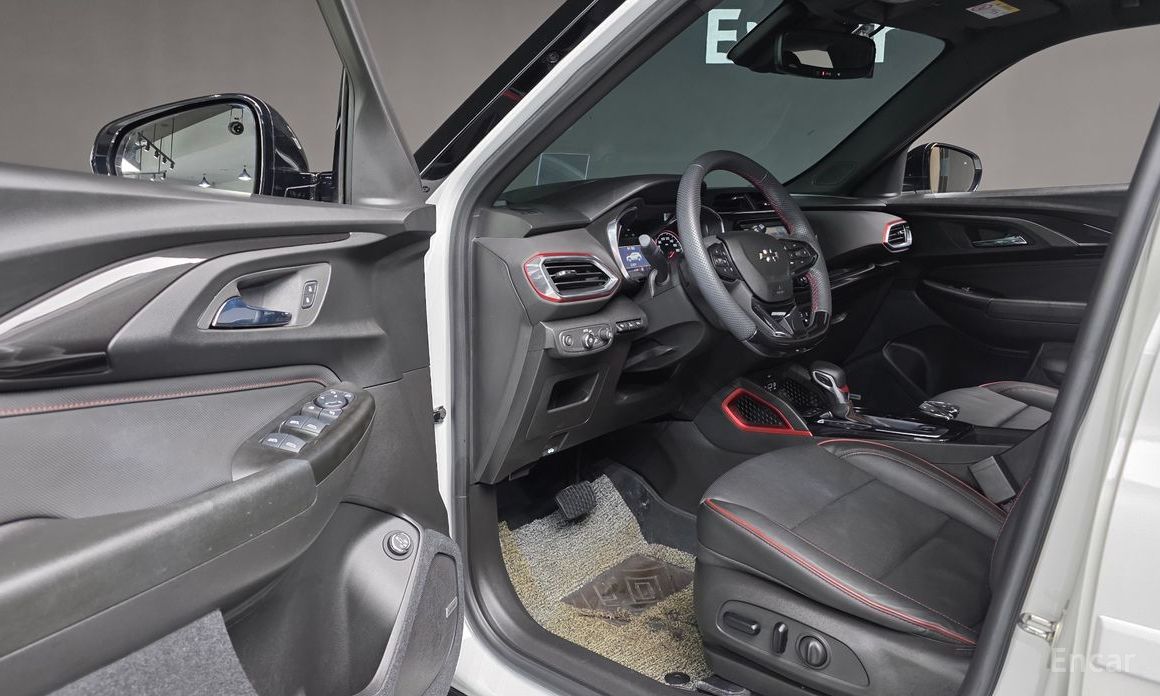 2022 Chevrolet TrailBlazer III 1.3 Turbo 4WD RS с пробегом 65 100 км