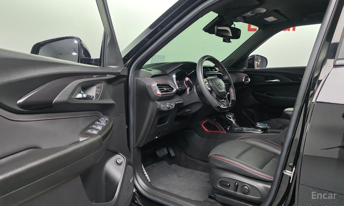 2023 Chevrolet TrailBlazer III 1.3 Turbo 4WD RS с пробегом 48 977 км