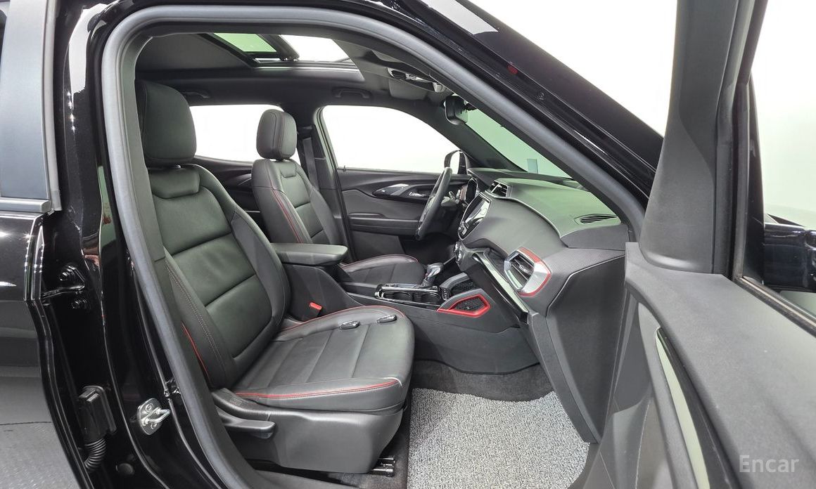 2023 Chevrolet TrailBlazer III 1.3 Turbo 4WD RS с пробегом 30 300 км