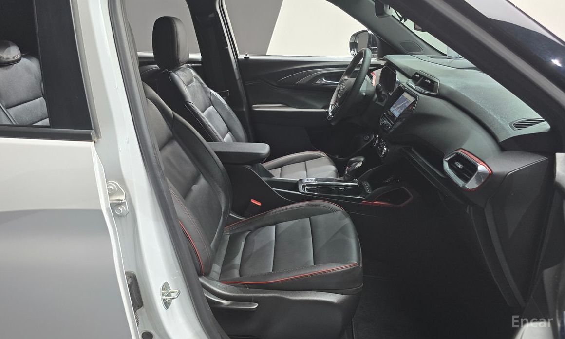 2022 Chevrolet TrailBlazer III 1.3 Turbo 4WD RS с пробегом 27 000 км
