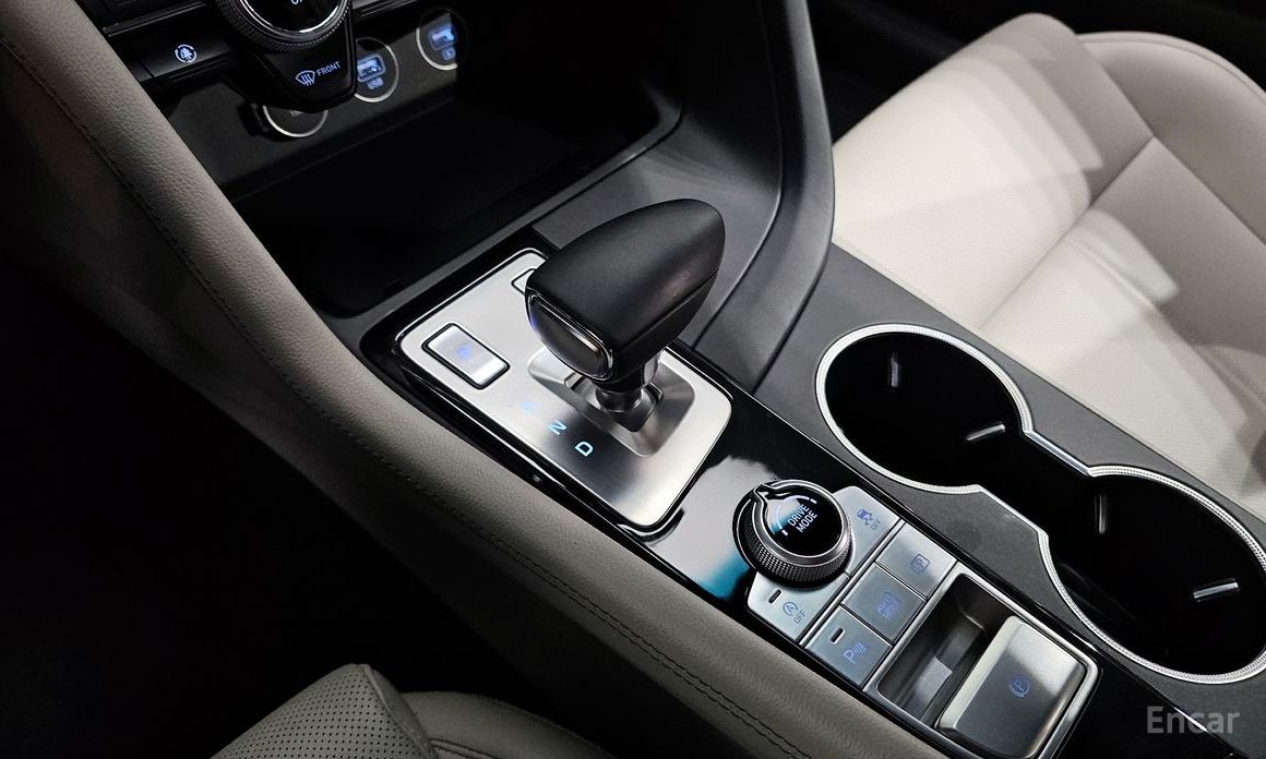 2022 Genesis G70 I Рестайлинг Gasoline 2.0T 2WD с пробегом 136 298 км