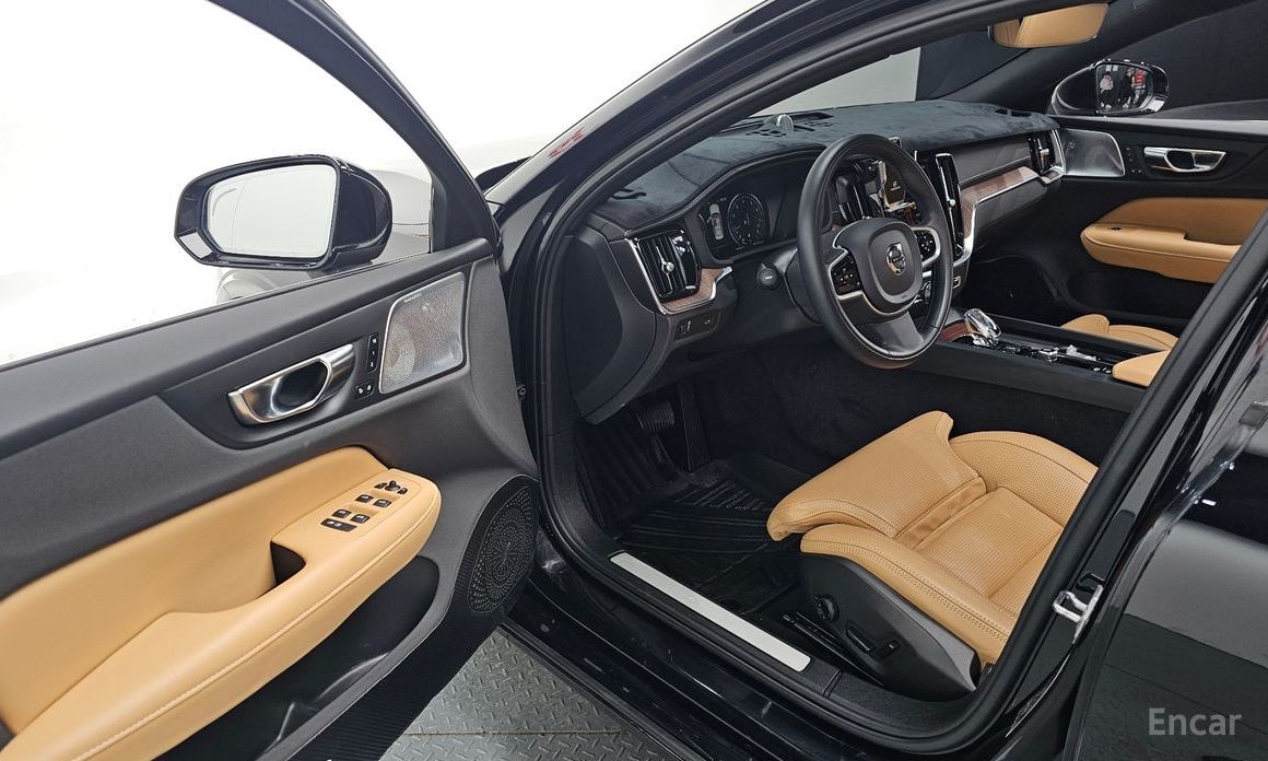2021 Volvo S60 III B5 Inscription с пробегом 51 202 км