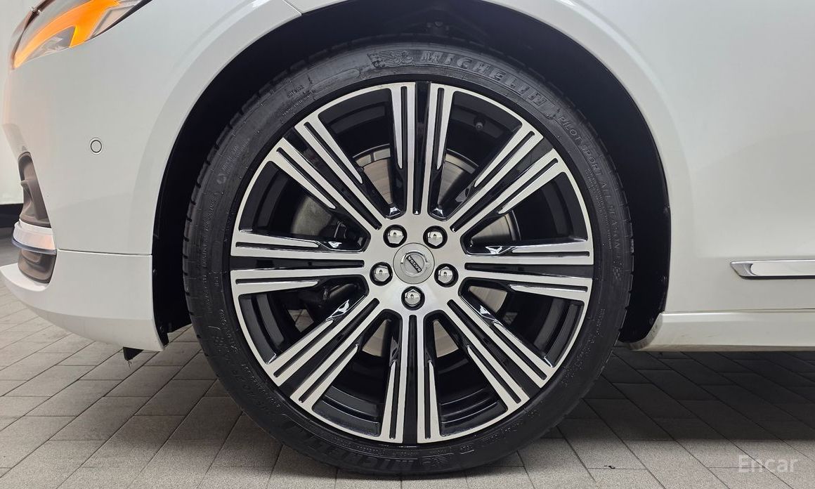2022 Volvo S90 II Рестайлинг B6 AWD Inscription с пробегом 60 833 км