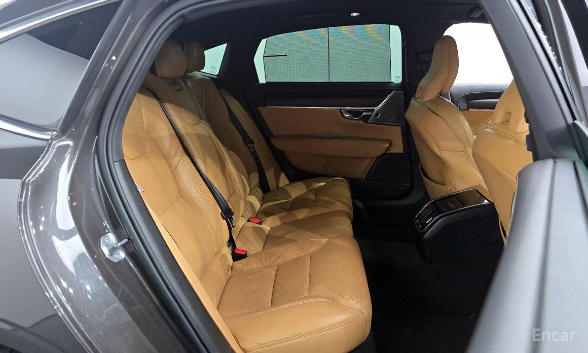 2022 Volvo S90 II Рестайлинг B6 AWD Inscription с пробегом 54 694 км