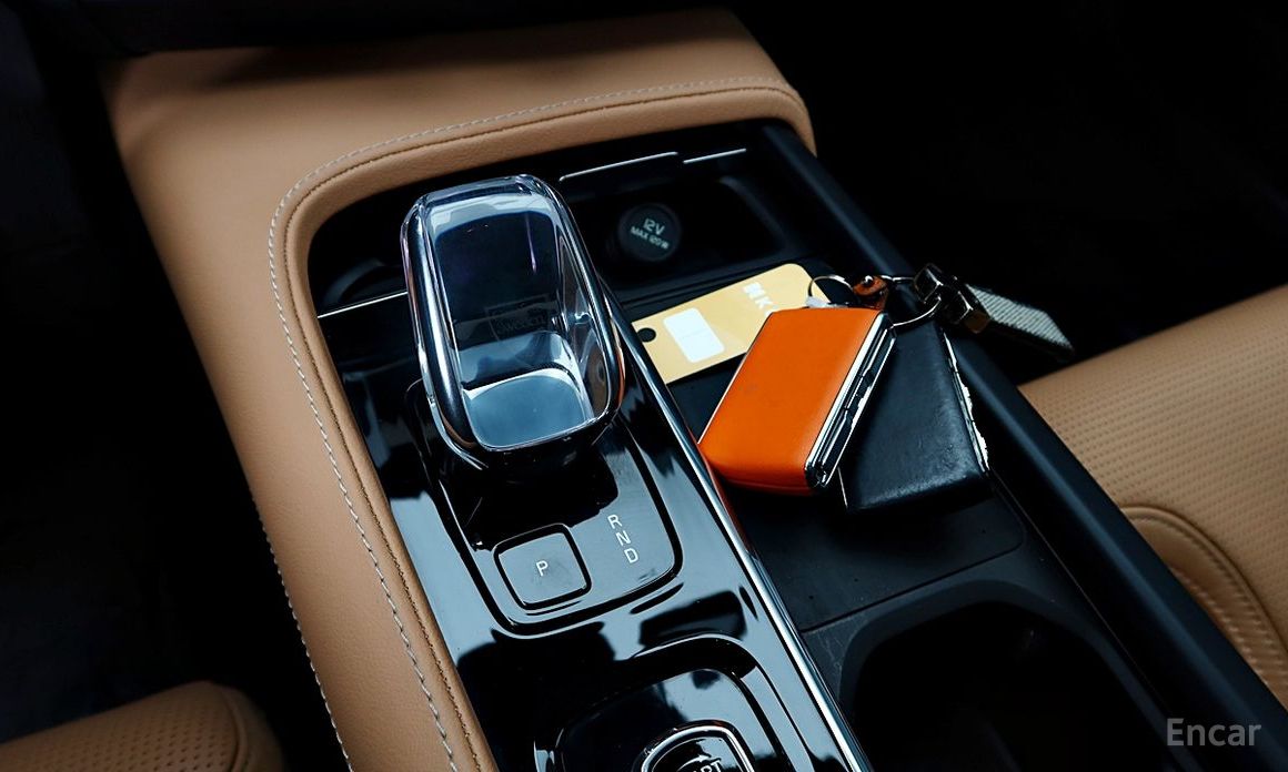 2022 Volvo S90 II Рестайлинг B6 AWD Ultimate Bright с пробегом 64 163 км