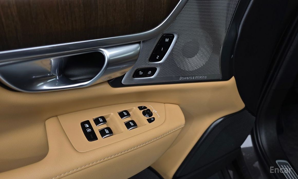 2022 Volvo S90 II Рестайлинг B5 Inscription с пробегом 44 452 км