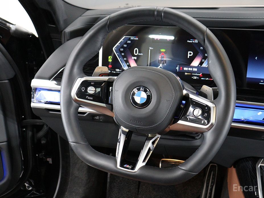 2025 BMW 7 серии VII (G70) 740i xDrive M Sport с пробегом 13 054 км