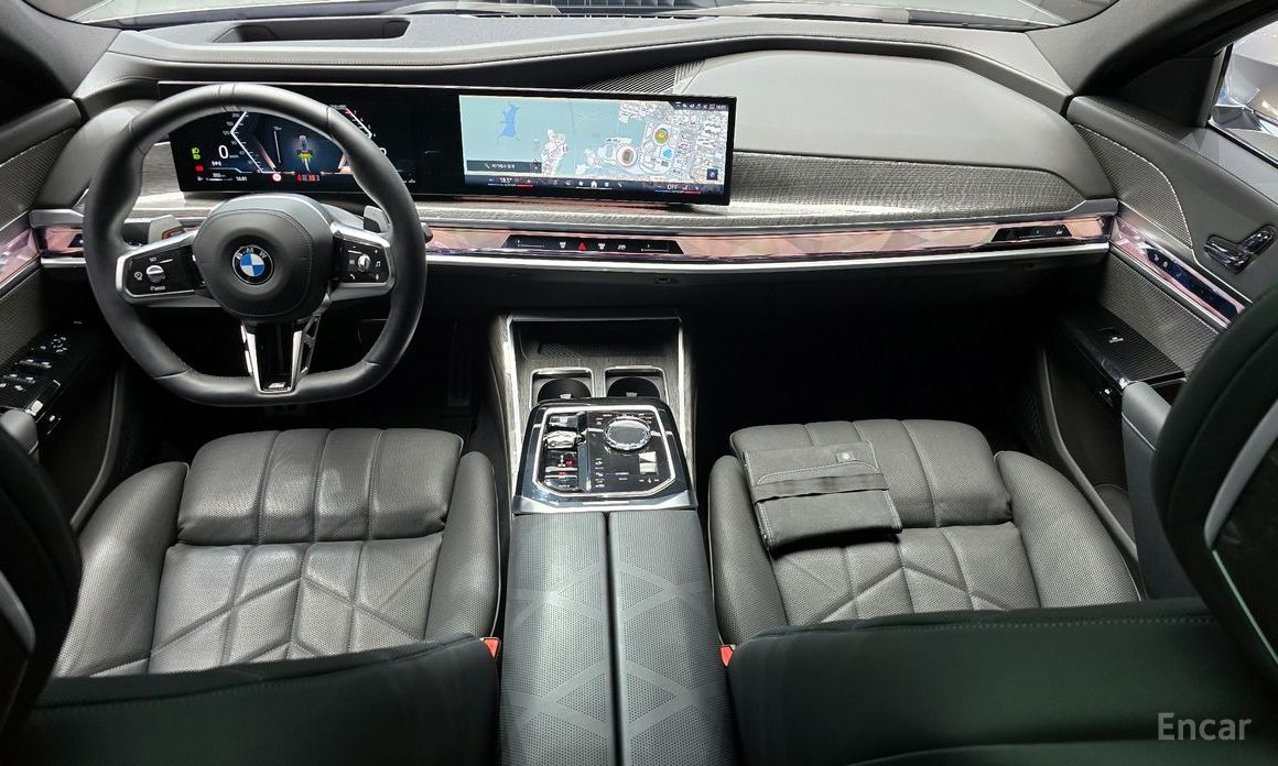 2023 BMW 7 серии VII (G70) 740i xDrive M Sport Limited с пробегом 12 228 км