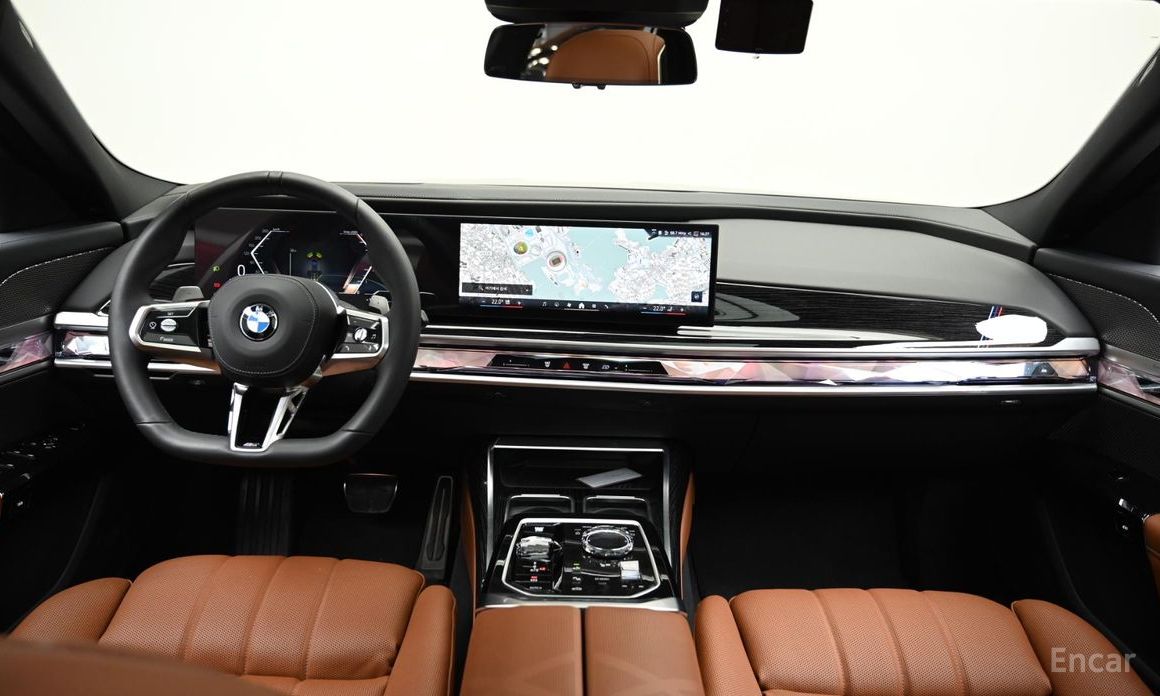 2025 BMW 7 серии VII (G70) 740d xDrive M Sport с пробегом 5 941 км