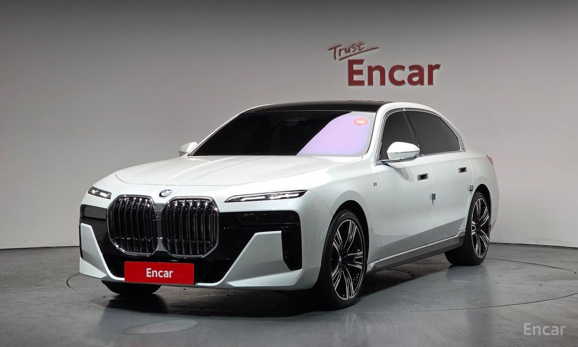 2025 BMW 7 серии VII (G70) 740d xDrive M Sport с пробегом 5 818 км