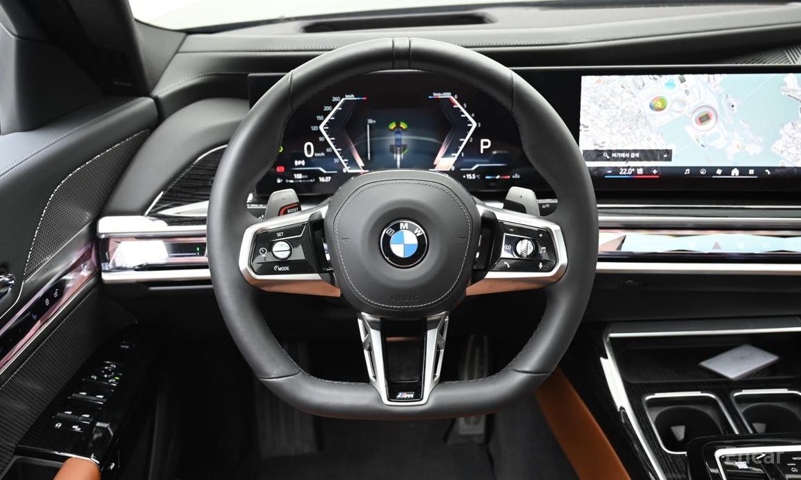 2025 BMW 7 серии VII (G70) 740d xDrive M Sport с пробегом 5 941 км
