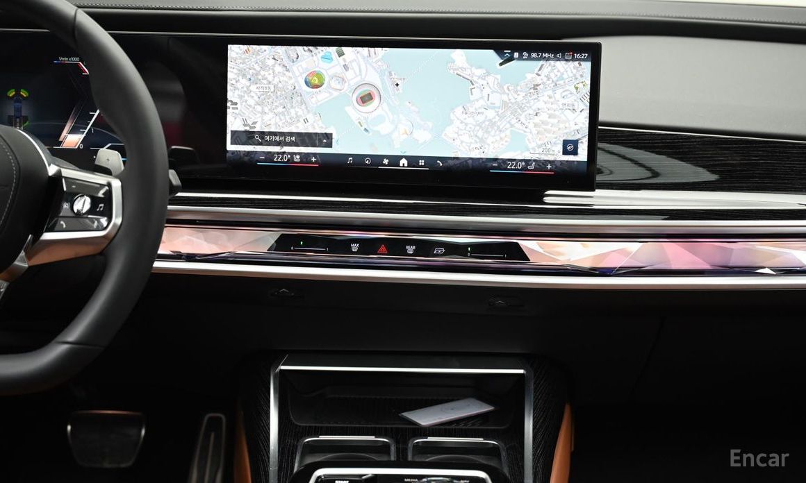 2025 BMW 7 серии VII (G70) 740d xDrive M Sport с пробегом 5 941 км