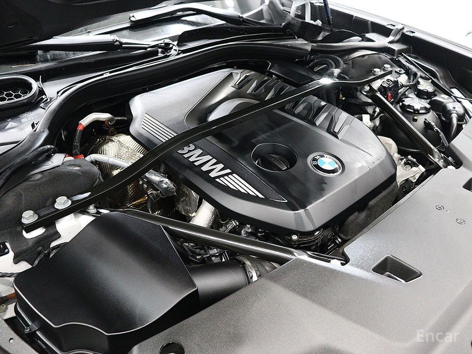2023 BMW 7 серии VII (G70) 740d xDrive Design Pure Excellence с пробегом 28 127 км