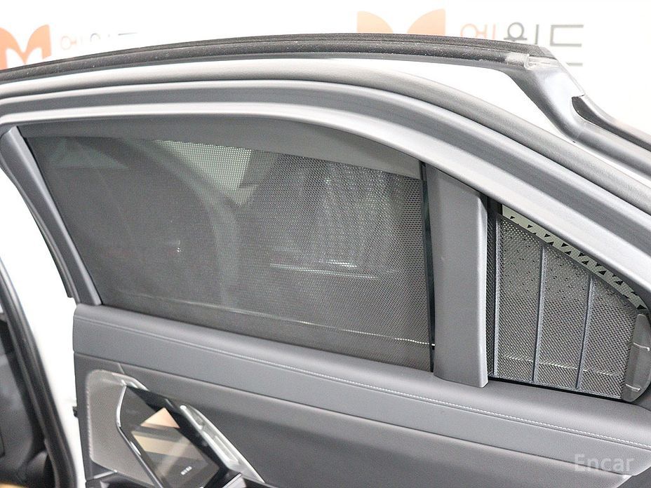 2023 BMW 7 серии VII (G70) 740d xDrive Design Pure Excellence с пробегом 28 127 км