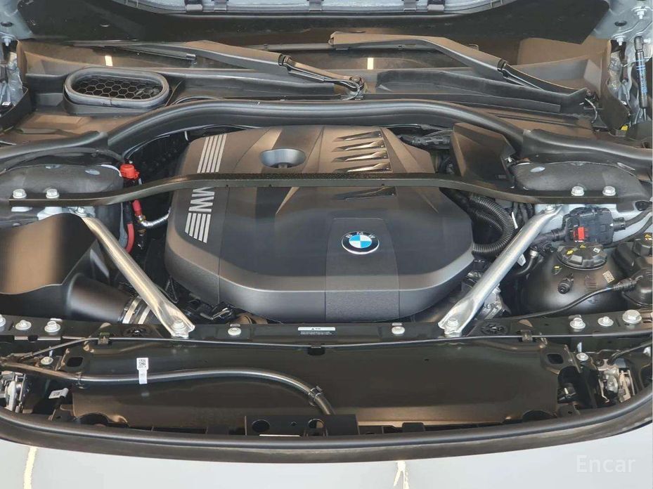 2024 BMW 7 серии VII (G70) 740i xDrive M Sport с пробегом 13 650 км