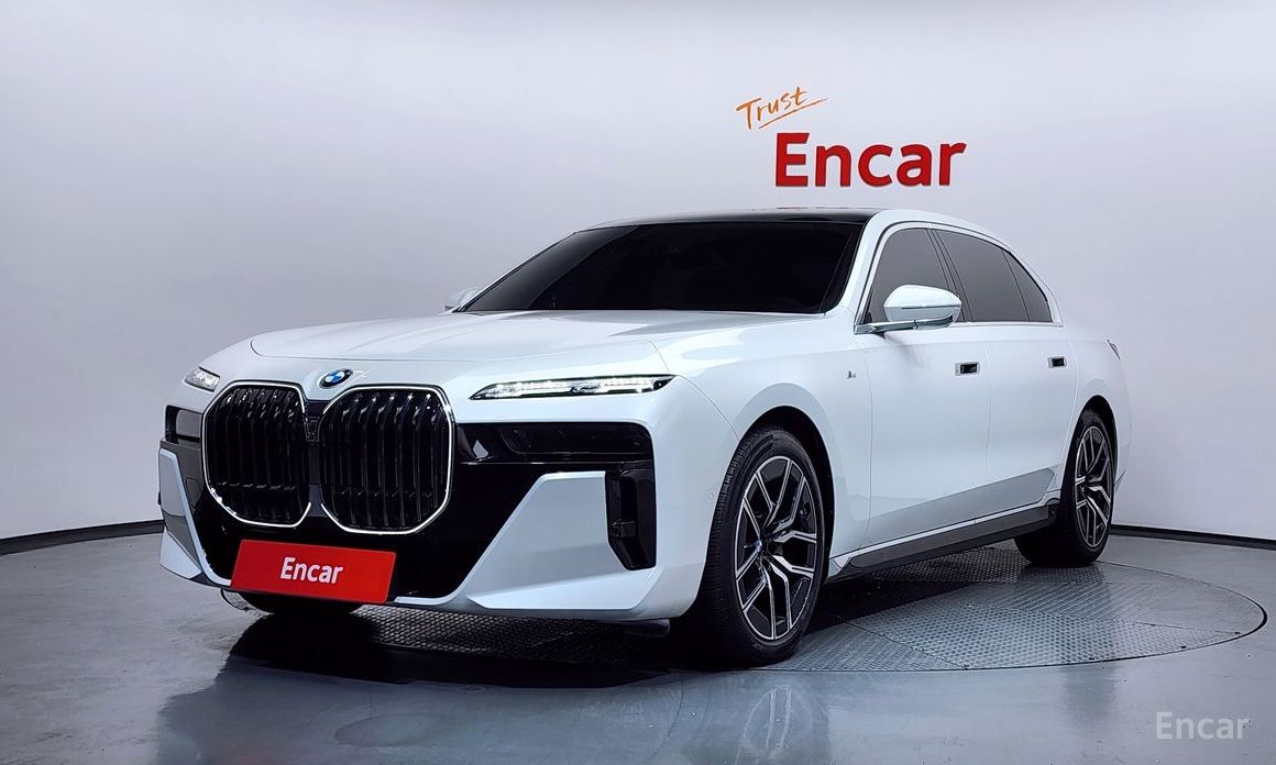 2024 BMW 7 серии VII (G70) 740d xDrive M Sport с пробегом 36 899 км