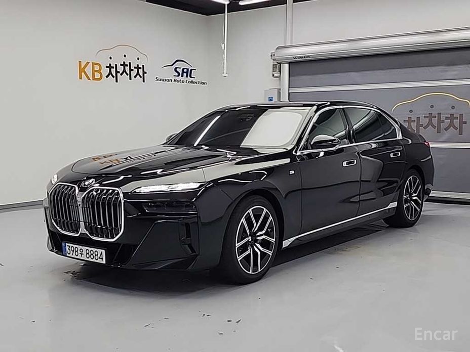 2025 BMW 7 серии VII (G70) 740d xDrive M Sport с пробегом 4 721 км