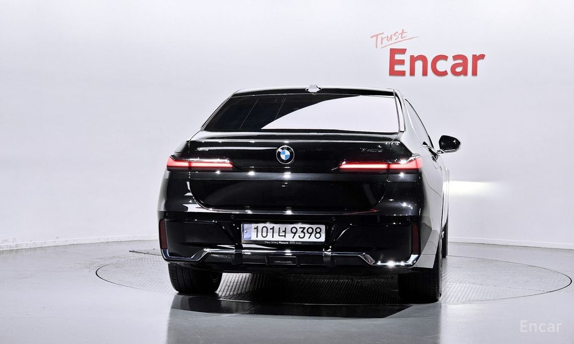 2025 BMW 7 серии VII (G70) 740d xDrive M Sport с пробегом 11 146 км