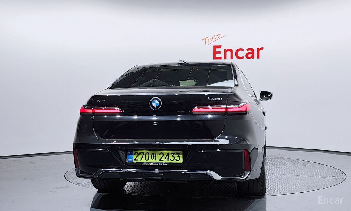 2025 BMW 7 серии VII (G70) 740i xDrive M Sport Limited с пробегом 6 825 км