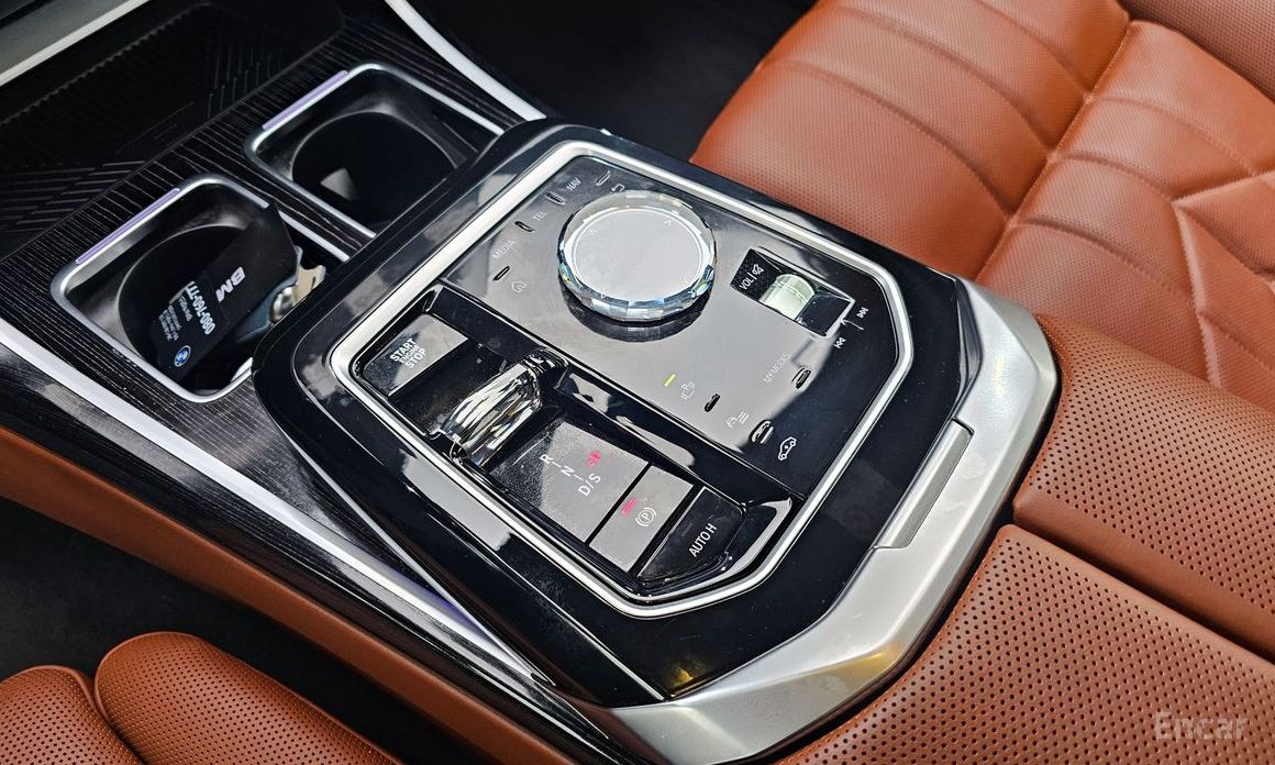 2025 BMW 7 серии VII (G70) 740d xDrive M Sport с пробегом 28 815 км