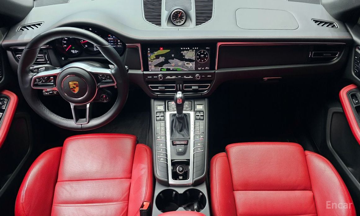 2021 Porsche Macan I Рестайлинг 2 2.0 95B с пробегом 66 610 км