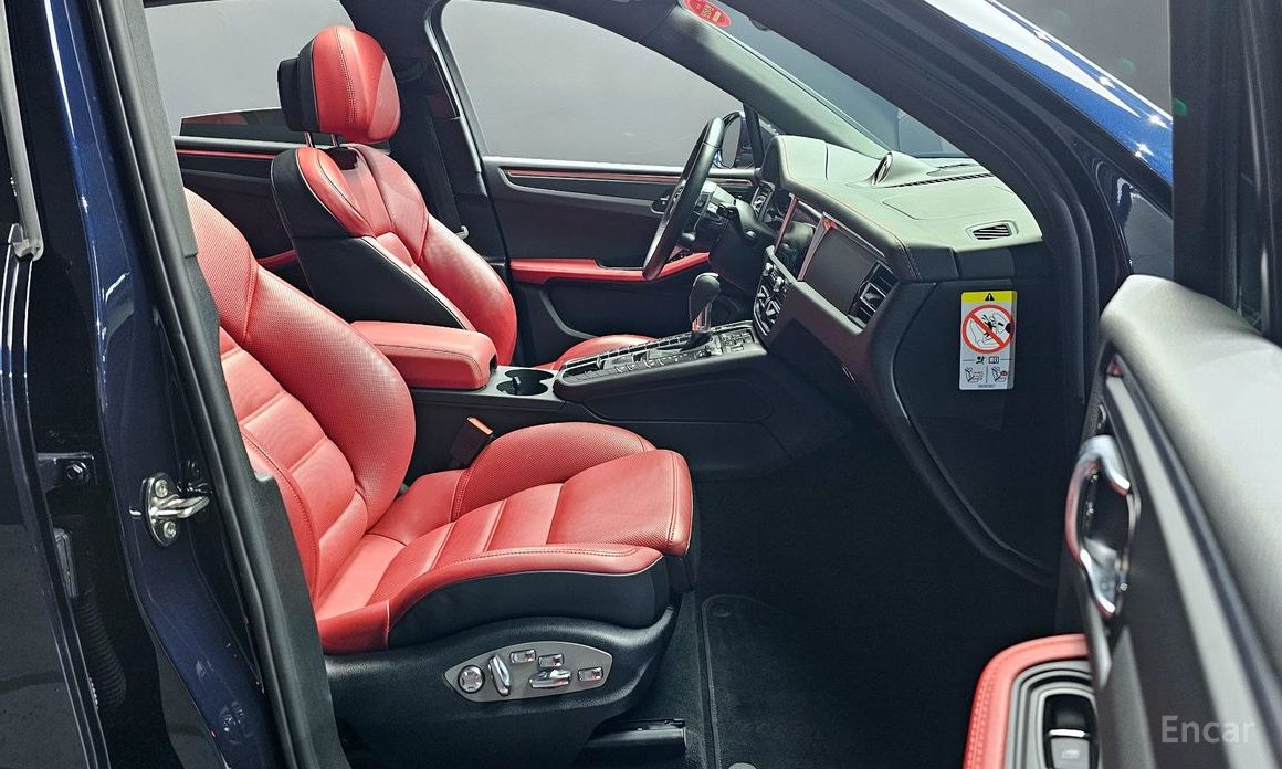 2021 Porsche Macan I Рестайлинг 2 2.0 95B с пробегом 66 610 км