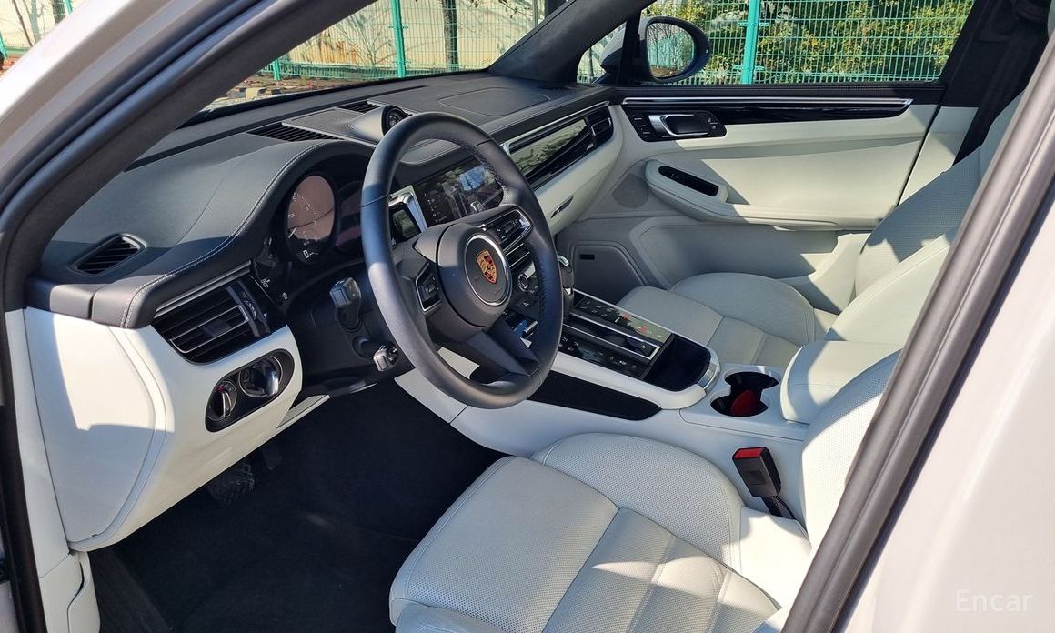2023 Porsche Macan I Рестайлинг 2 2.9 GTS 95B с пробегом 11 500 км