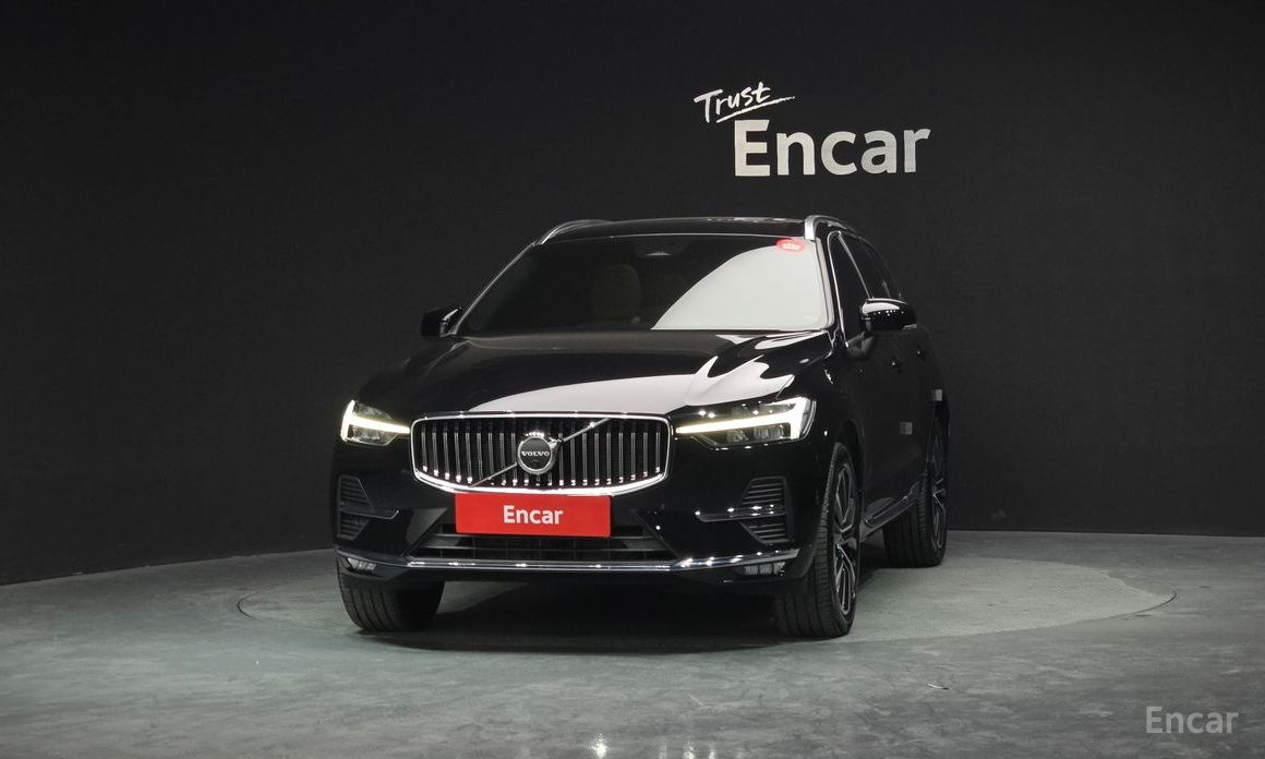 2022 Volvo XC60 II Рестайлинг B6 Ultimate Bright с пробегом 22 458 км