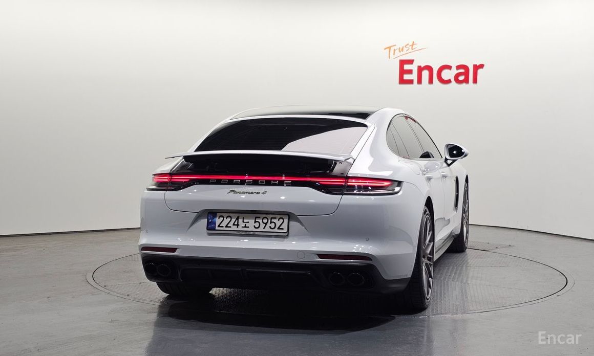 2023 Porsche Panamera II Рестайлинг 2.9 AWD E-Hybrid Platinum Edition с пробегом 36 284 км