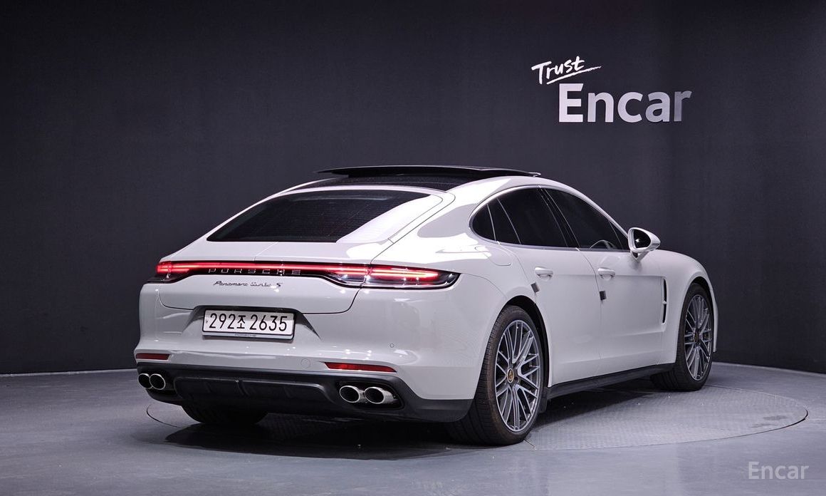 2023 Porsche Panamera II Рестайлинг 4.0 Turbo S с пробегом 17 908 км