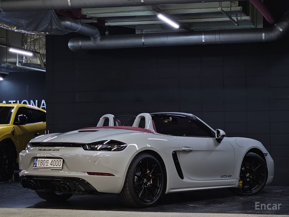 2023 Porsche 718 Spyder I (982) 4.0 GTS с пробегом 12 800 км