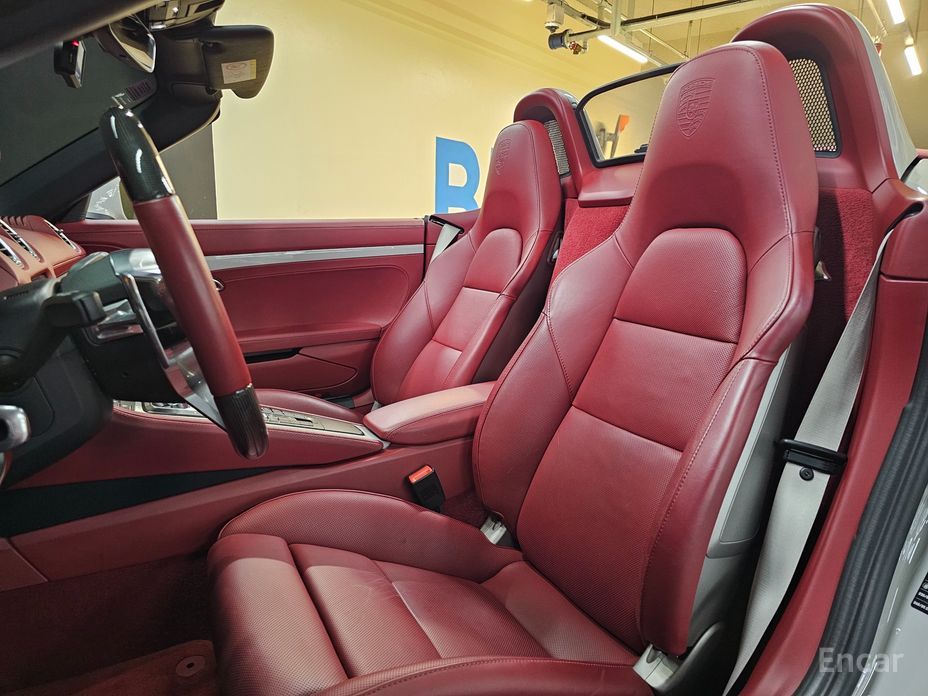 2023 Porsche 718 Spyder I (982) 4.0 GTS с пробегом 12 800 км