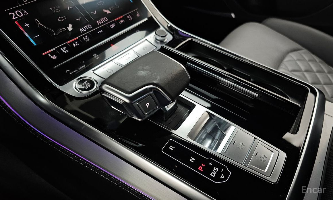 2022 Audi Q8 I (4M) 55 TFSI Quattro Premium с пробегом 69 486 км