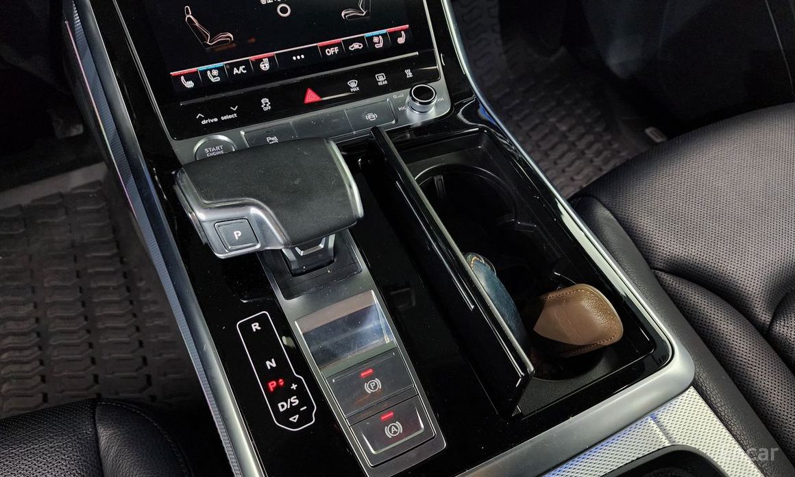 2020 Audi Q8 I (4M) 45 TDI Quattro Premium с пробегом 50 049 км