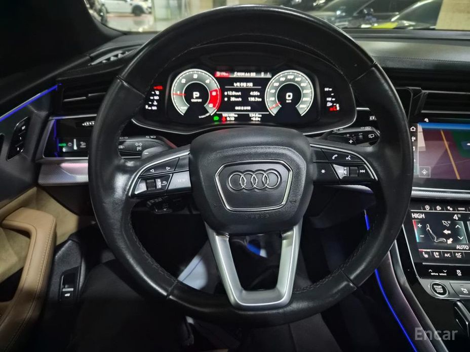 2021 Audi Q8 I (4M) 45 TDI Quattro Premium с пробегом 105 189 км