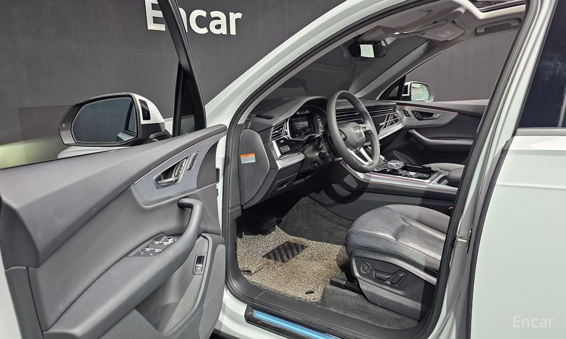 2021 Audi Q7 II (4M) Рестайлинг 45 TDI Quattro с пробегом 105 284 км