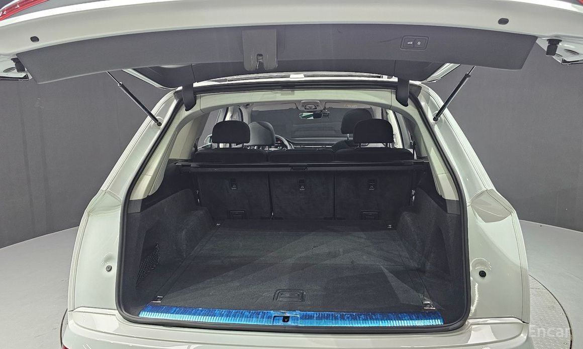 2021 Audi Q7 II (4M) Рестайлинг 45 TDI Quattro с пробегом 105 284 км