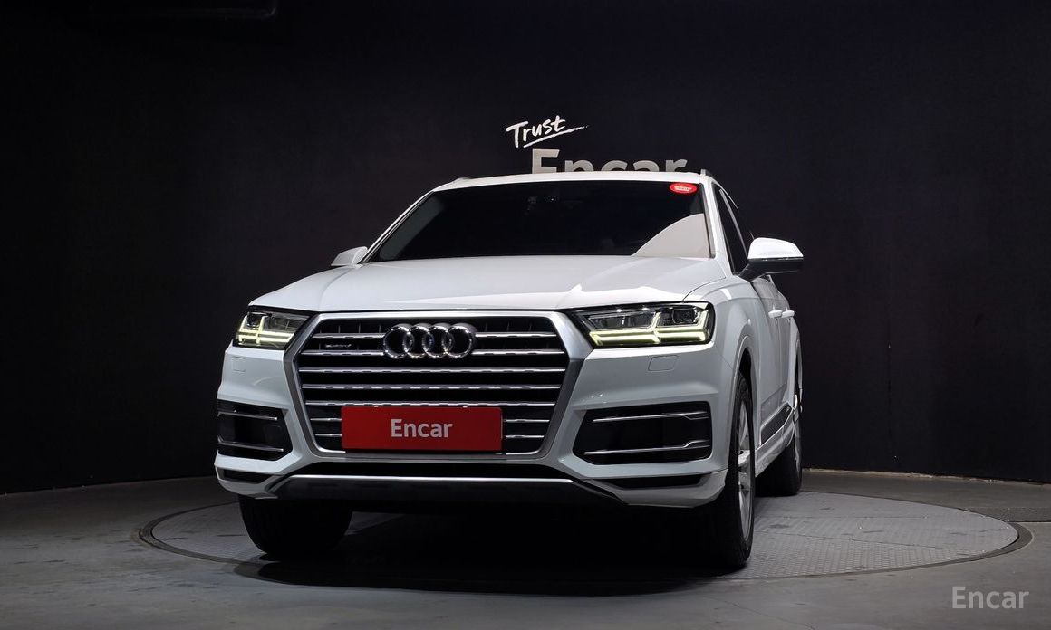 2019 Audi Q7 II (4M) Рестайлинг 45 TFSI Quattro с пробегом 43 953 км
