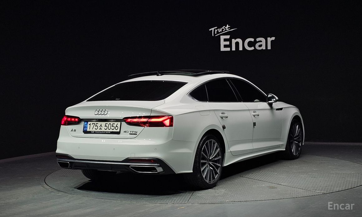 2022 Audi A5 II (F5) Рестайлинг 40 TFSI Quattro Sportback с пробегом 21 830 км