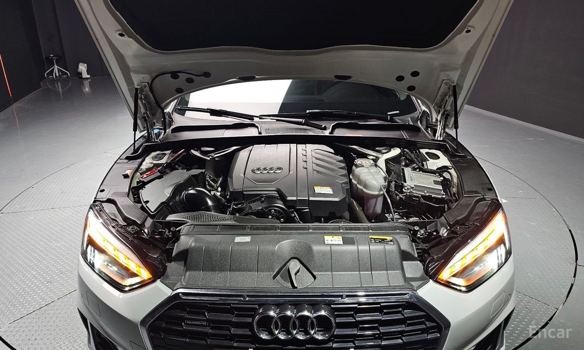 2022 Audi A5 II (F5) Рестайлинг 40 TFSI Quattro Sportback с пробегом 21 830 км