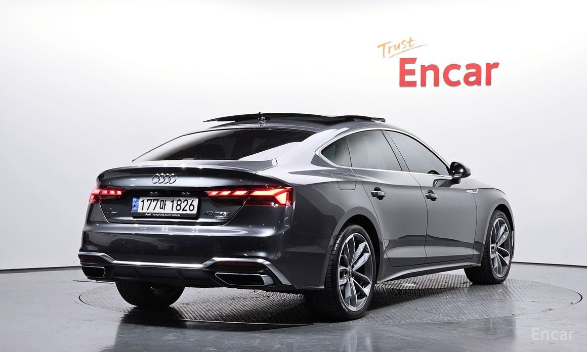 2022 Audi A5 II (F5) Рестайлинг 40 TFSI Quattro Premium Sportback с пробегом 68 312 км